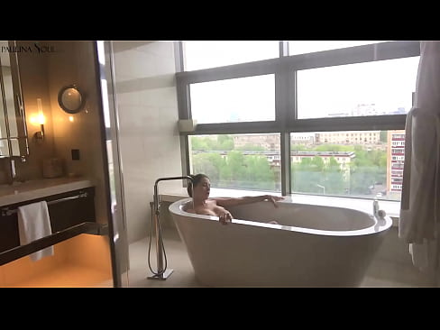 ❤️ Obrovská kočka vášnivě si honí kundu v koupelně ❌ Porno vk u cs.sexflashgame.ru